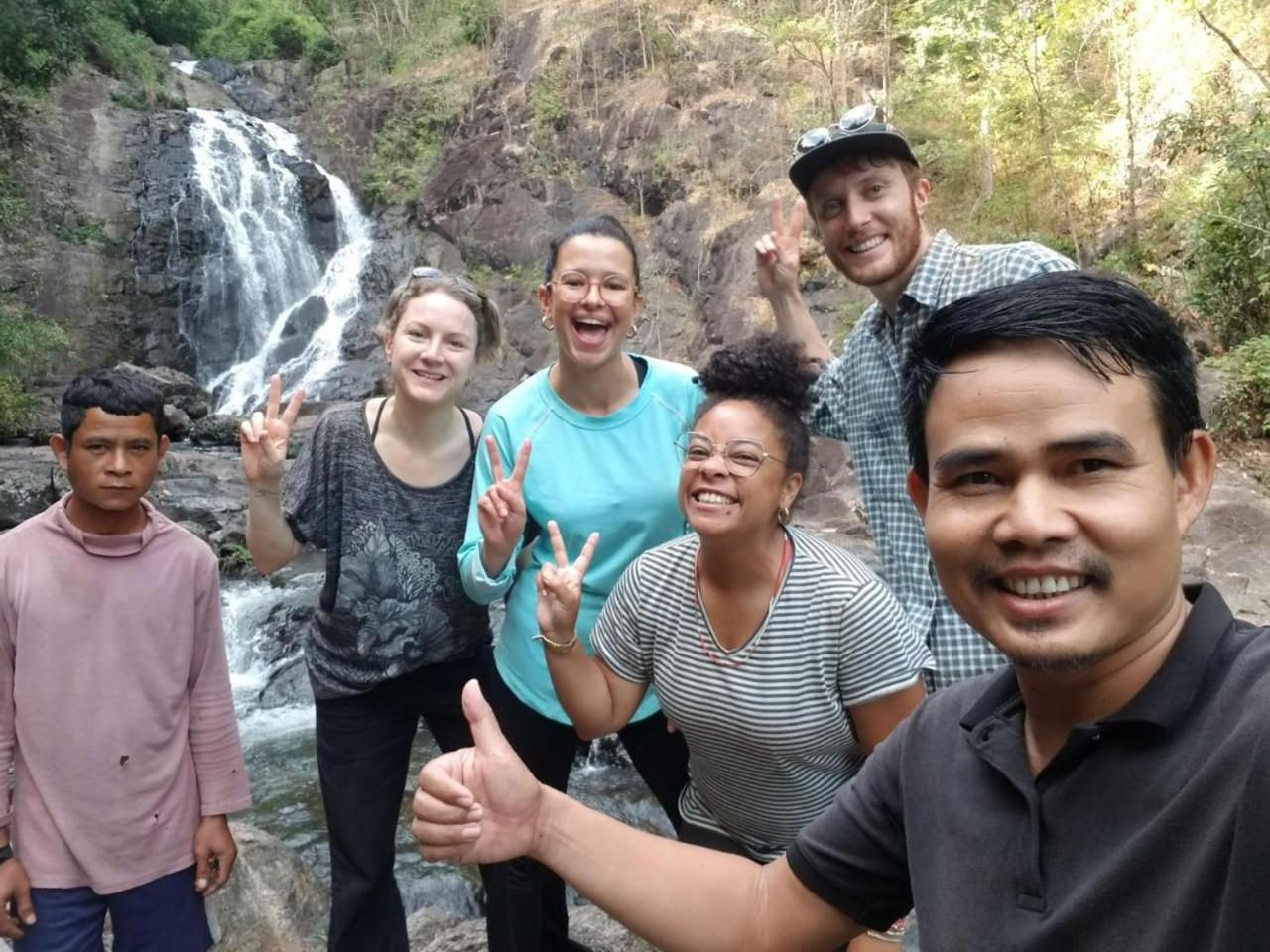 Tribal Village Homestay & Trekking Banlung Bilik gambar